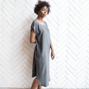 Esby Silk Dress xs
